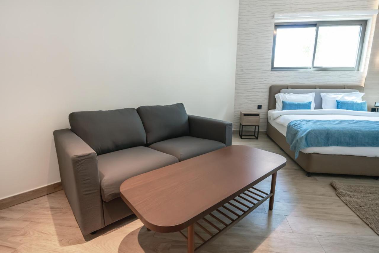 The Sustainable Homes Operated By Fam Living Dubai Exteriör bild