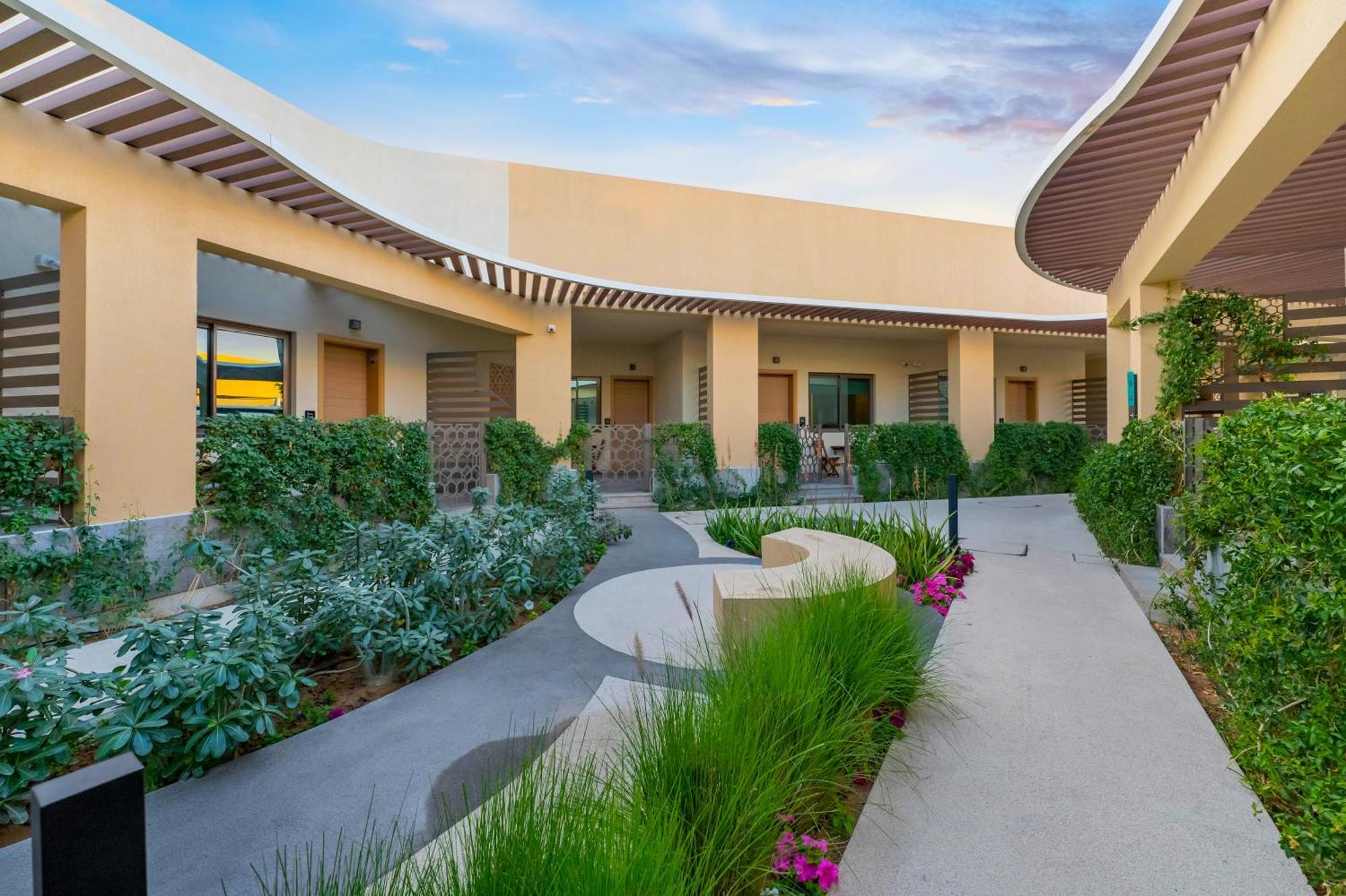 The Sustainable Homes Operated By Fam Living Dubai Exteriör bild