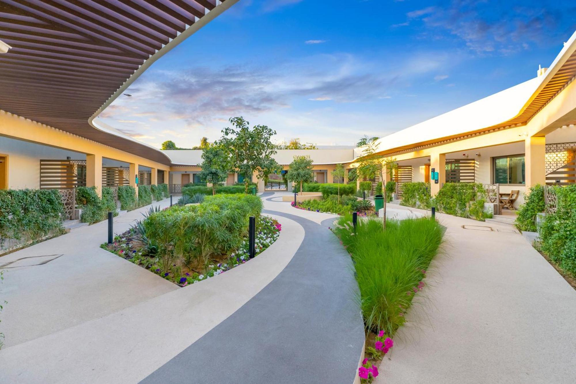 The Sustainable Homes Operated By Fam Living Dubai Exteriör bild