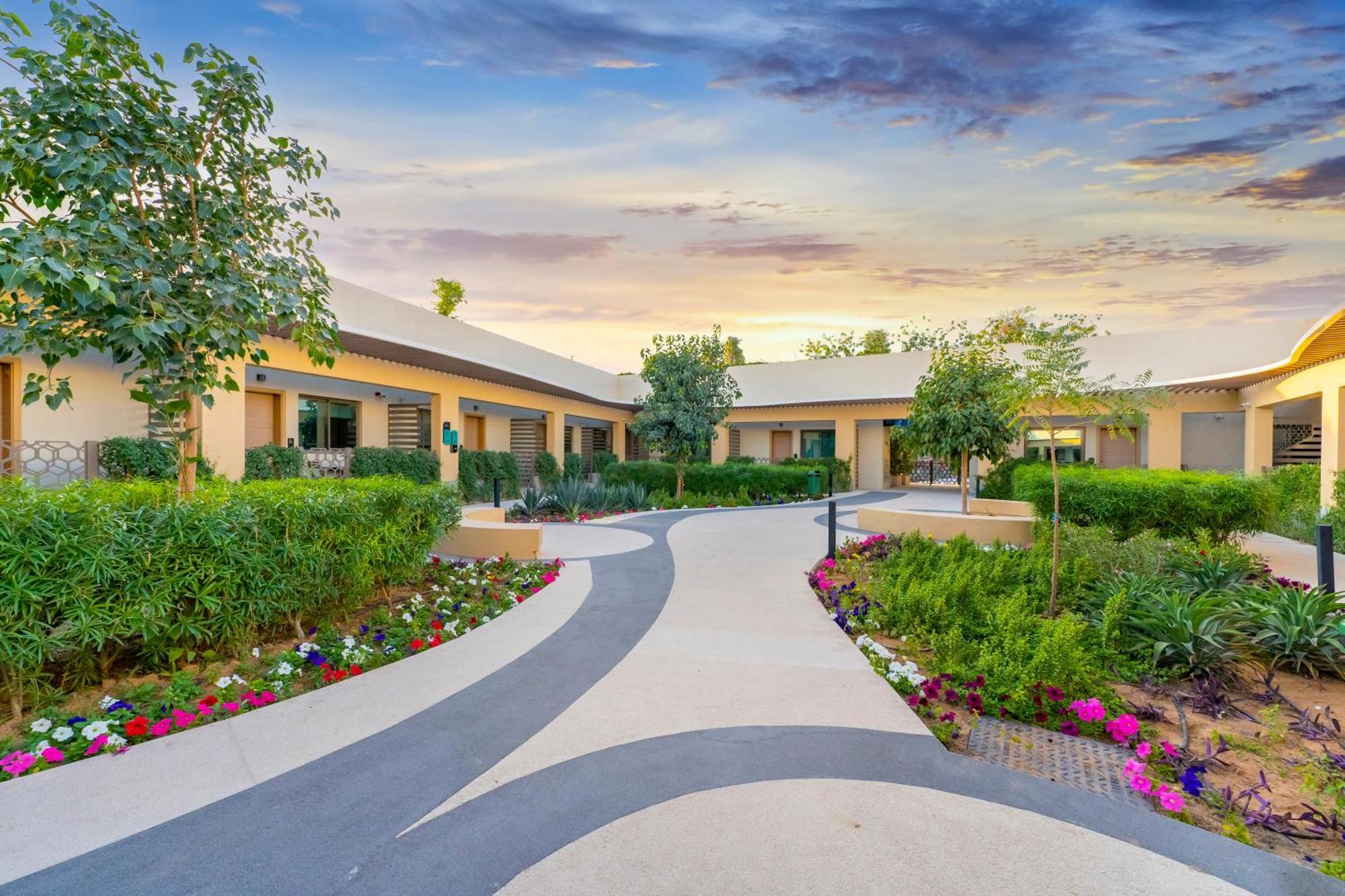 The Sustainable Homes Operated By Fam Living Dubai Exteriör bild