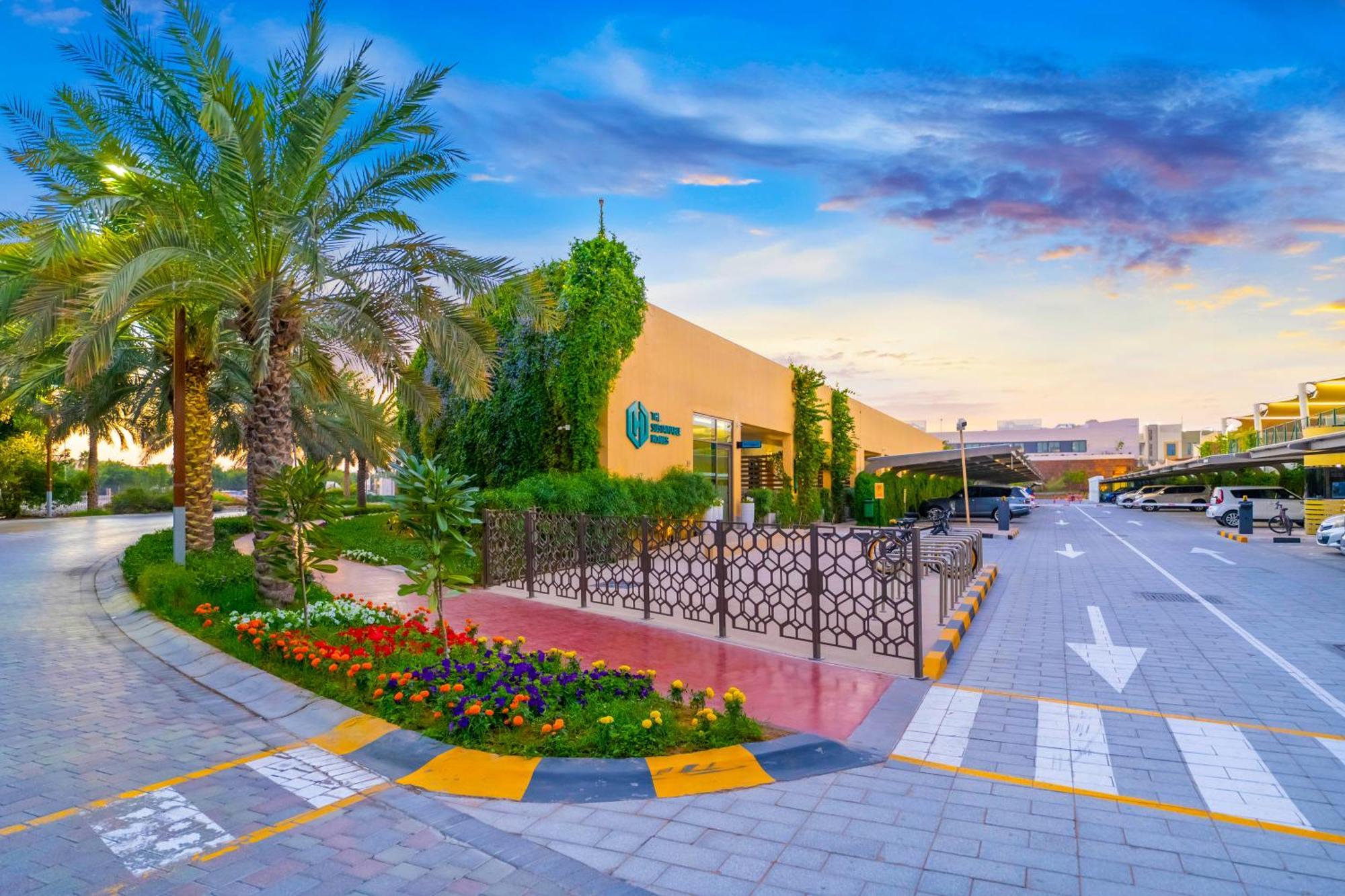 The Sustainable Homes Operated By Fam Living Dubai Exteriör bild